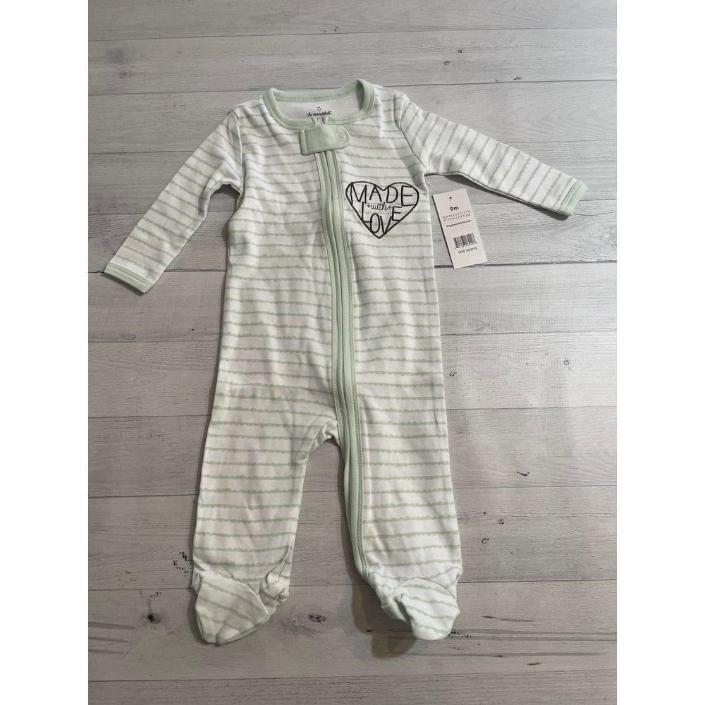 The peanut shell unisex baby layette made‎ with love 9 months NEW